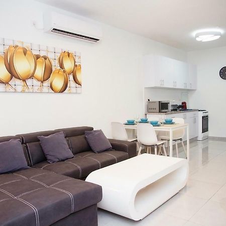 Apartments4You Maya Bat Yam Eksteriør bilde