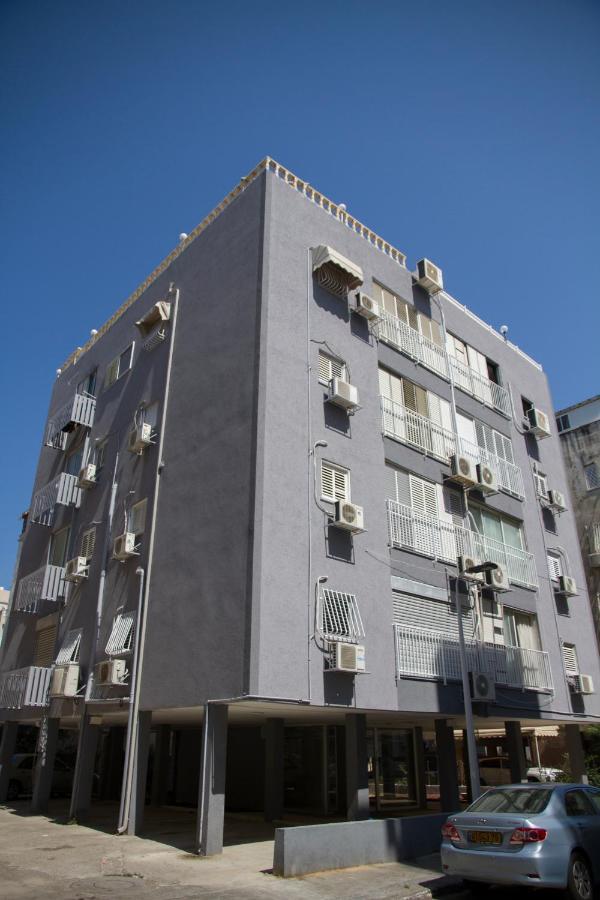 Apartments4You Maya Bat Yam Eksteriør bilde