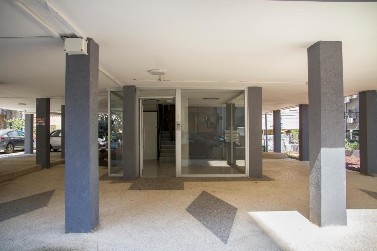 Apartments4You Maya Bat Yam Eksteriør bilde