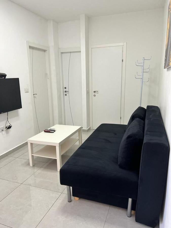 Apartments4You Maya Bat Yam Eksteriør bilde