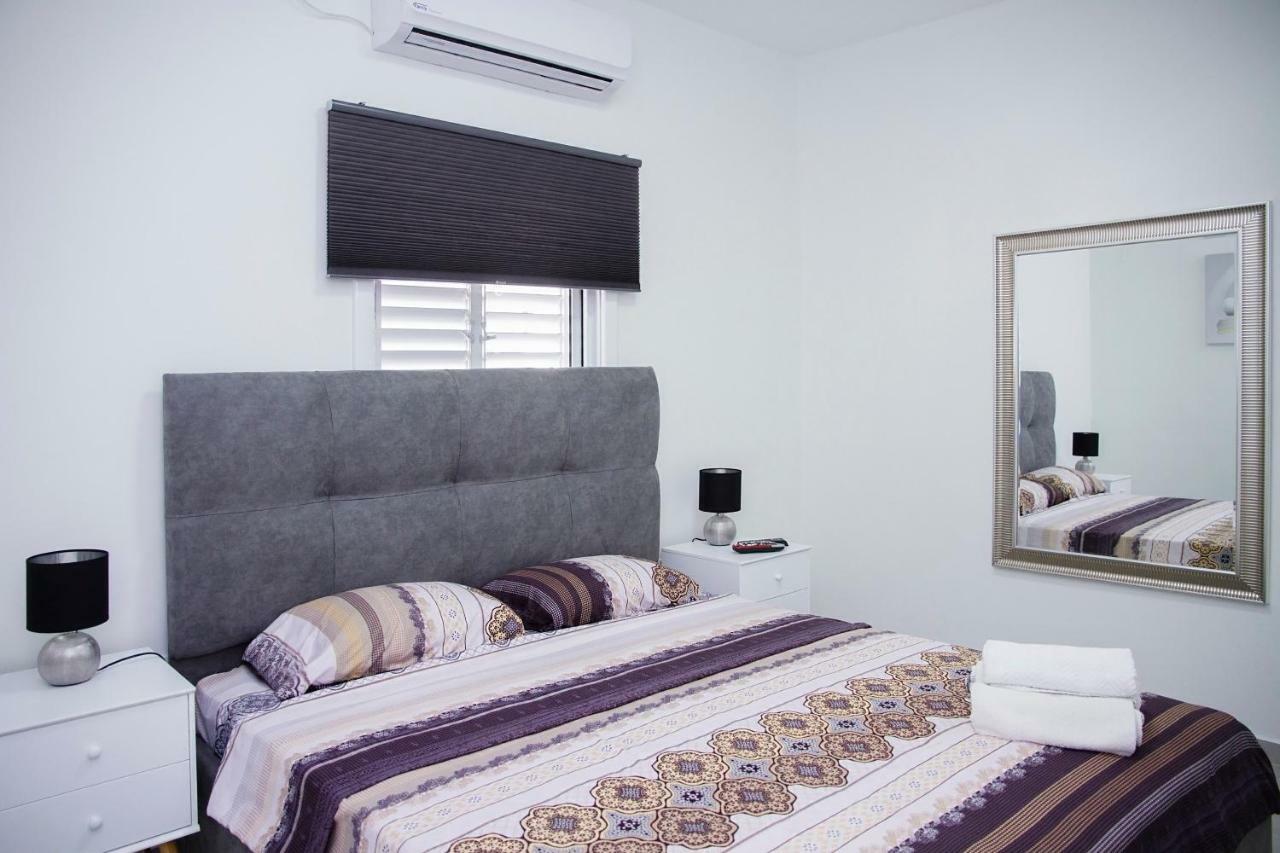Apartments4You Maya Bat Yam Eksteriør bilde